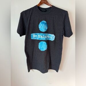 ED SHEERAN Divide World Tour Seattle WA Souvenir CONCERT T-SHIRT Adult Sz M 2018